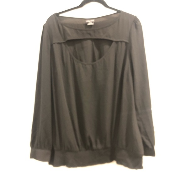 City Chic Blouse - Picture 2 of 6